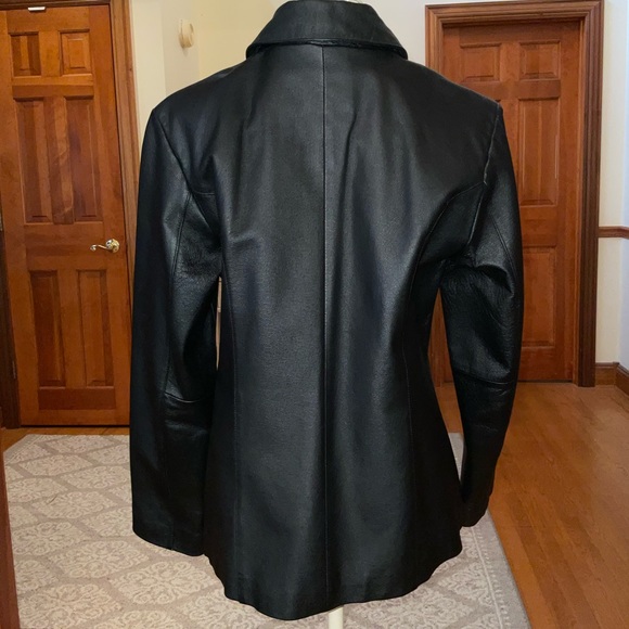 Leather jacket - Picture 6 of 12